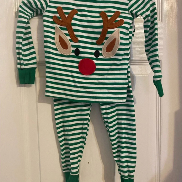 Children’s Place Reindeer Pajamas - Picture 2 of 7